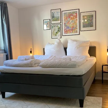 Im Zentrum, Modernes Apartman *